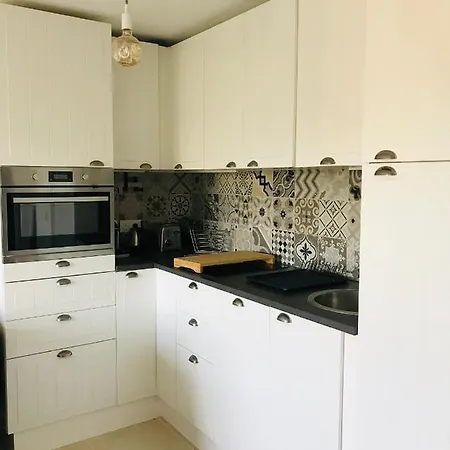 Apartment Familial, 2 Ch., Balcon + Parking